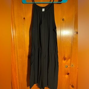 Worn Old Navy Black Shorts Romper with keyhole neck and pockets. Size L
